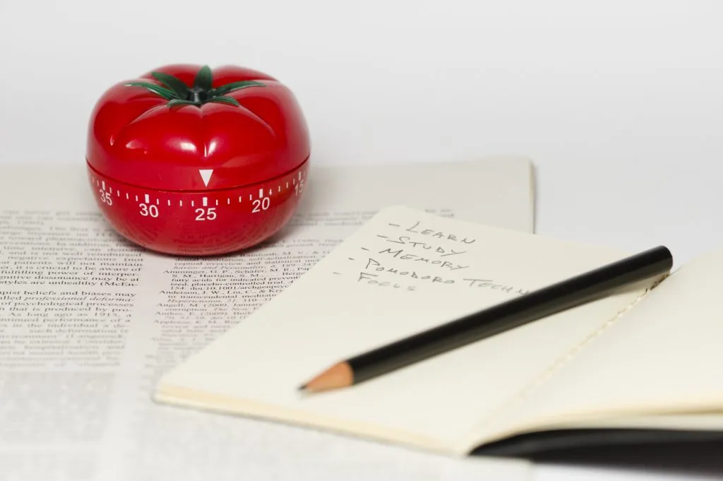 5-cach-ap-dung-phuong-phap-pomodoro-voi-tre-1024x681-1 Sử dụng Pomodoro giúp duy trì sự tập trung cao độ mà không gây quá tải cho não bộ