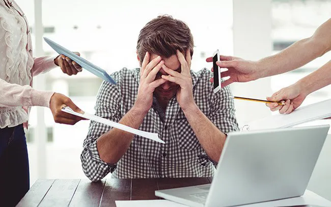 ap-luc-cong-viec Nhịp sống hối hả đôi khi khiến con người quên đi việc chăm sóc đời sống tinh thần