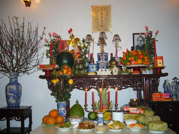 ban-tho-gia-tien-mien-nam-02 Tín ngưỡng thờ cúng tổ tiên nét đẹp văn hóa tâm linh của người Việt