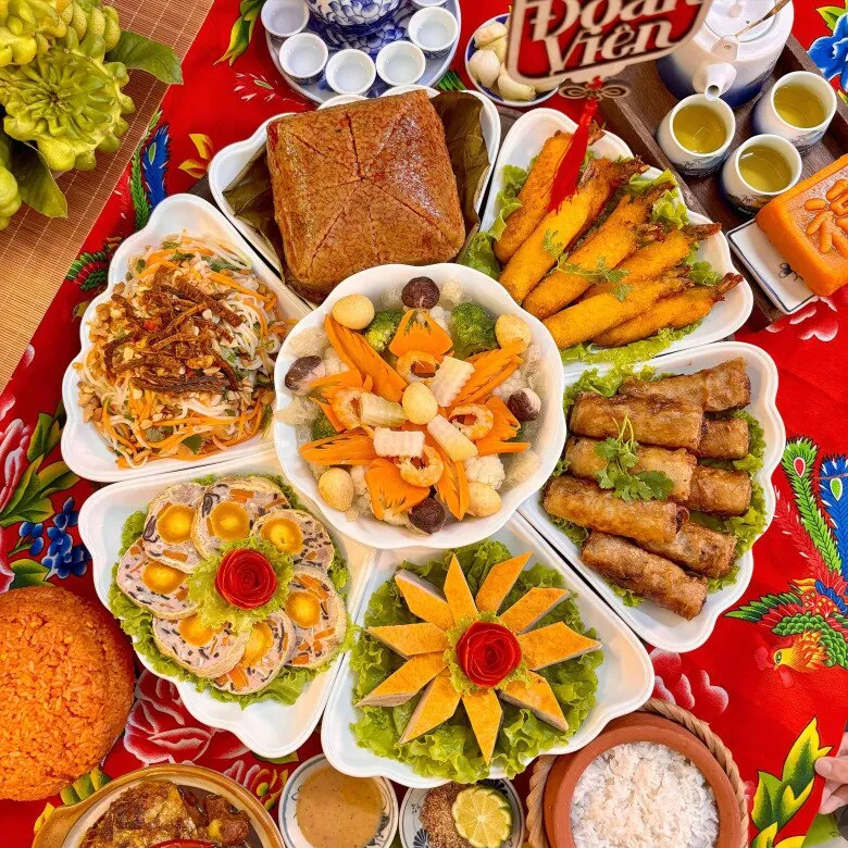 cach-chuan-bi-mam-co-cung-ram-thang-gieng-2026-day-du-va-y-nghia-_4_7_n-1772094698-788-width780height780-1 Mâm cỗ mặn truyền thống với đầy đủ các món ăn đặc trưng của người Việt
