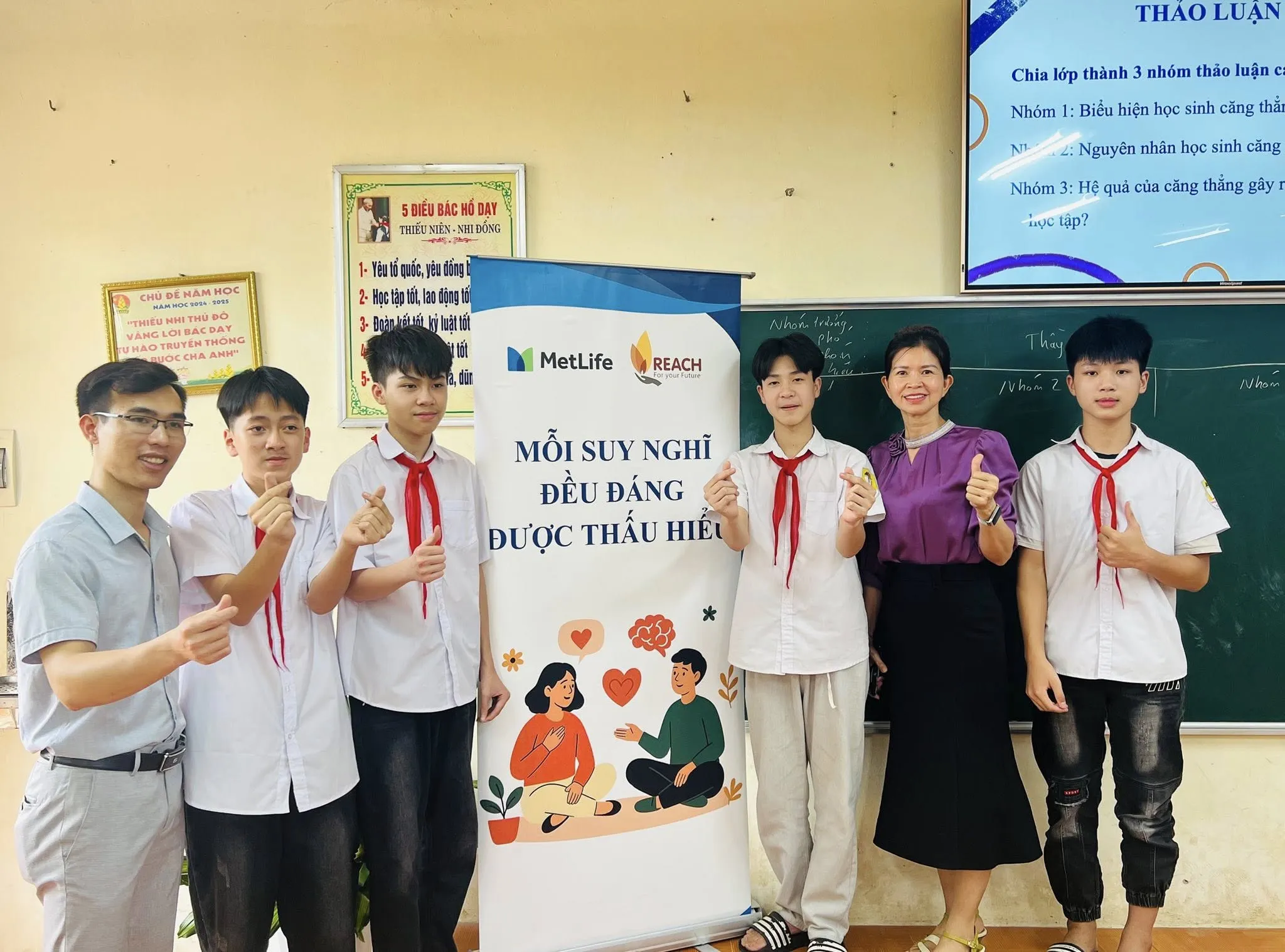 Tư vấn học đường đóng vai trò then chốt trong sự phát triển toàn diện của học sinh