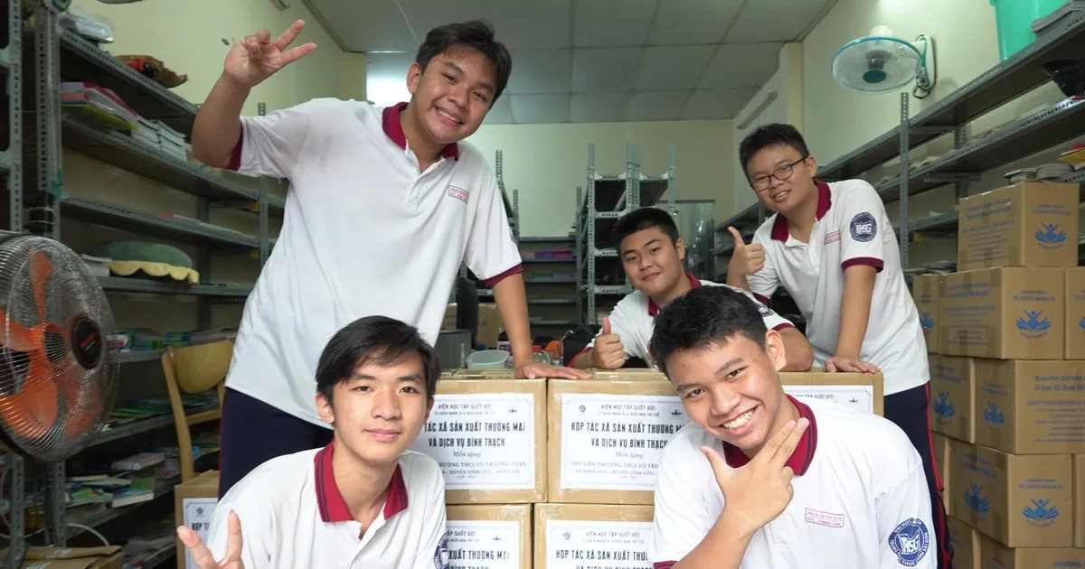 hinh-phu-sach-1699424151685986489844-84-0-1131-2000-crop-1699424185872738365151 Sự chung tay của cộng đồng là nguồn lực quý giá để duy trì dự án