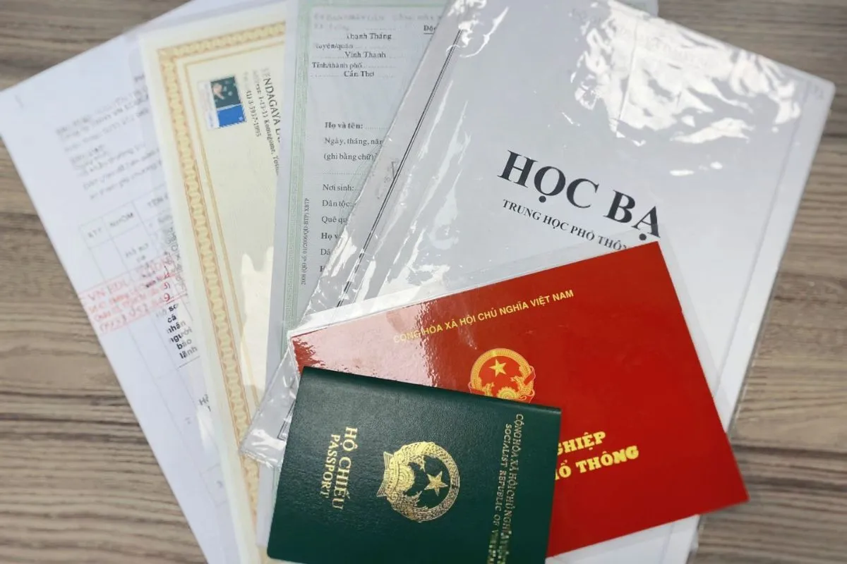 ho-so-du-hoc-gom-nhung-gi-huong-dan-chi-tiet-2-638763590469696559 Chuẩn bị hồ sơ kỹ lưỡng là chìa khóa thành công khi ứng tuyển