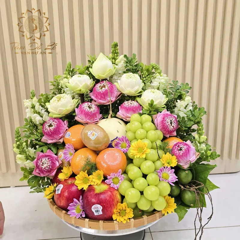 mam-hoa-qua-new-mau-67 Mâm lễ vật tươi tắn thể hiện lòng thành kính của người đi lễ