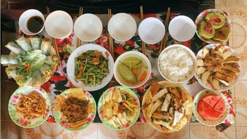 mam_cung Mâm cỗ chay thanh tịnh dâng lên chư Phật trong ngày Tết Thượng Nguyên