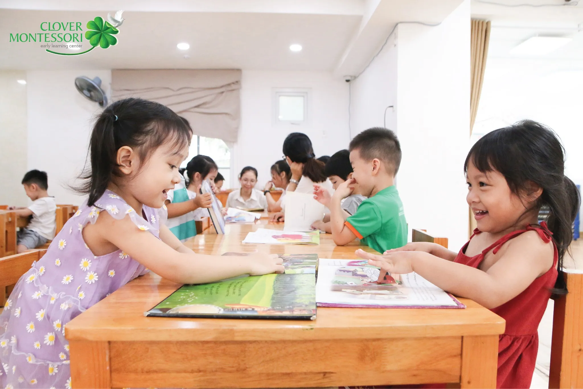tre-rat-thich-duoc-cung-doc-sach-va-chia-se-voi-ban-be Nghỉ ngơi đầy đủ là yếu tố then chốt để duy trì năng lượng cho cả học tập và ngoại khóa